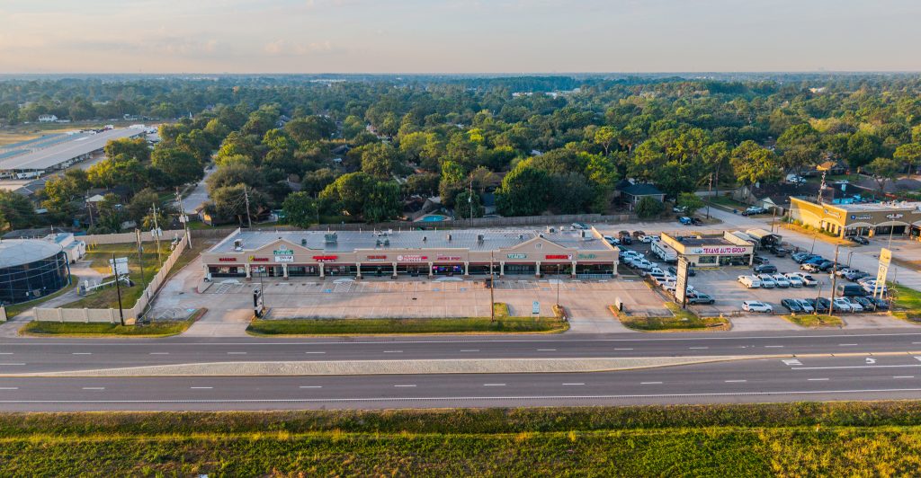 Marcin Plaza | 4915 Fm 2920 Rd - Rifle CRE